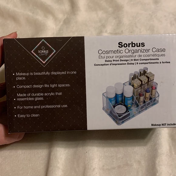 Beauty Accessory Bundle - Picture 2 of 8